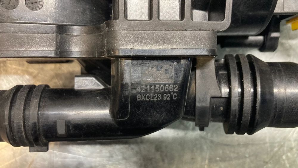 CORPO DO TERMOSTATO PEUGEOT / CITROEN / FORD 1.5HDI 1.5TDCI