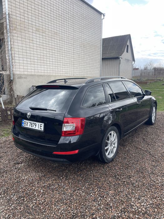 Продам шкода а7 2013 рік