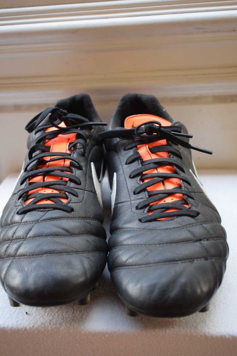 кожаные кроссовки бутсы футзалки Nike Tiempo р. 45,5 29 см