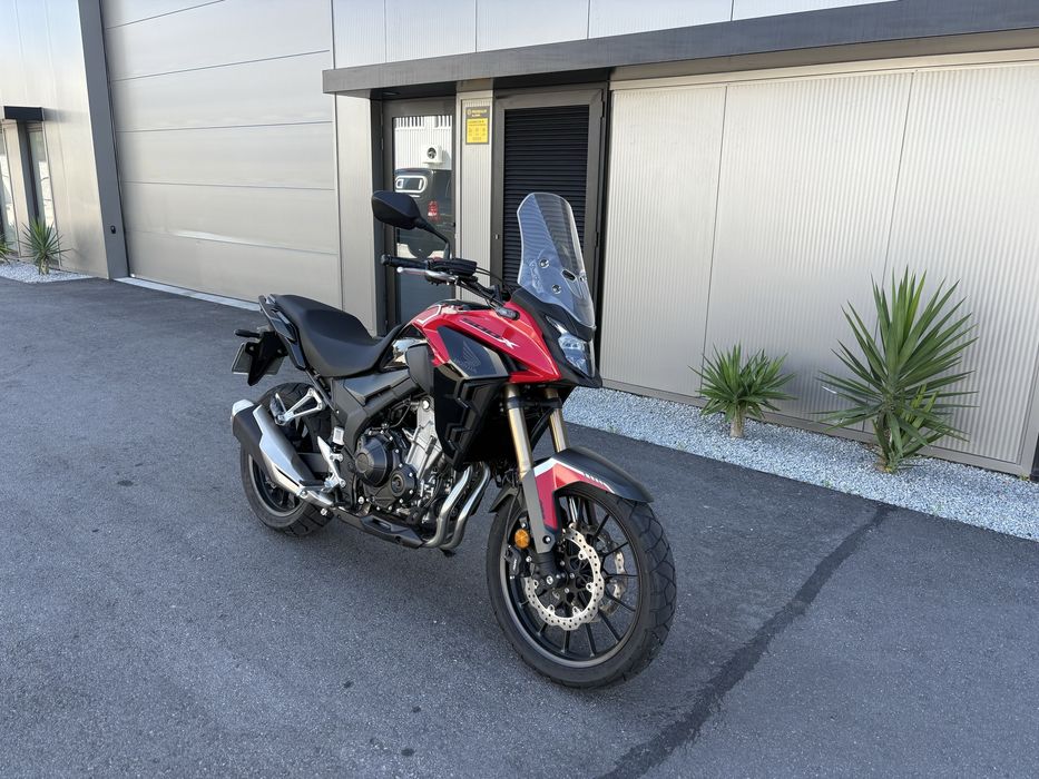 Honda CB 500 X (  Só tem 150 km )