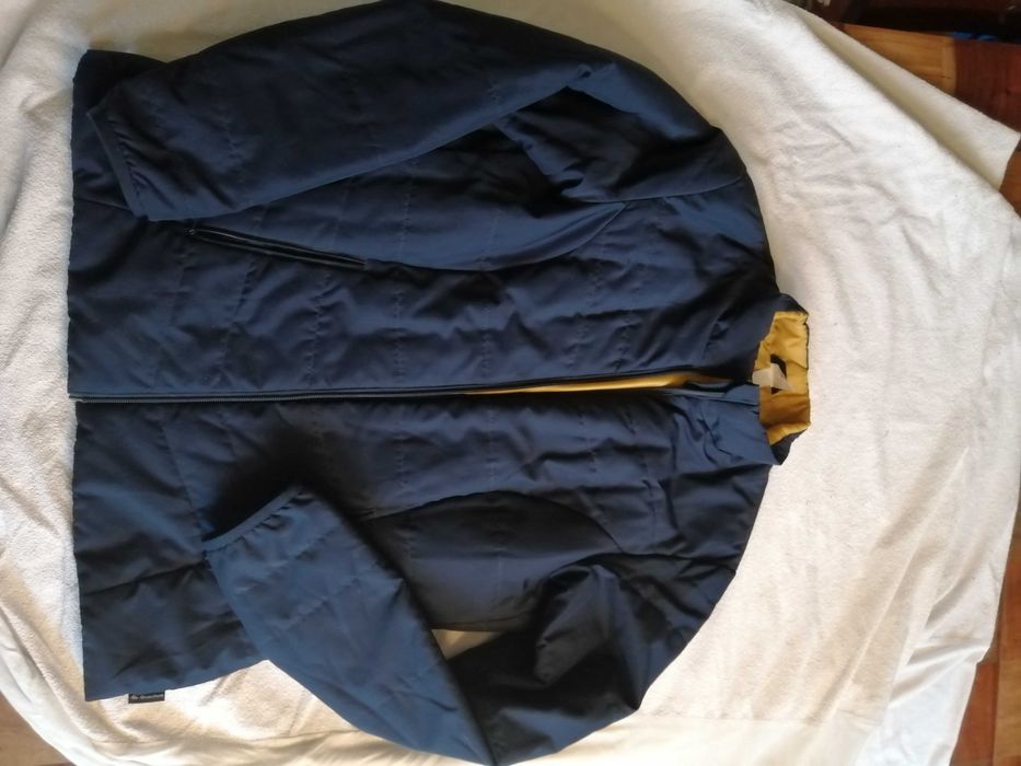 Kispo /casaco /impermeável L da quechua como novo