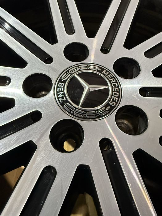 Диски Mercedes W447 оригинал R19
