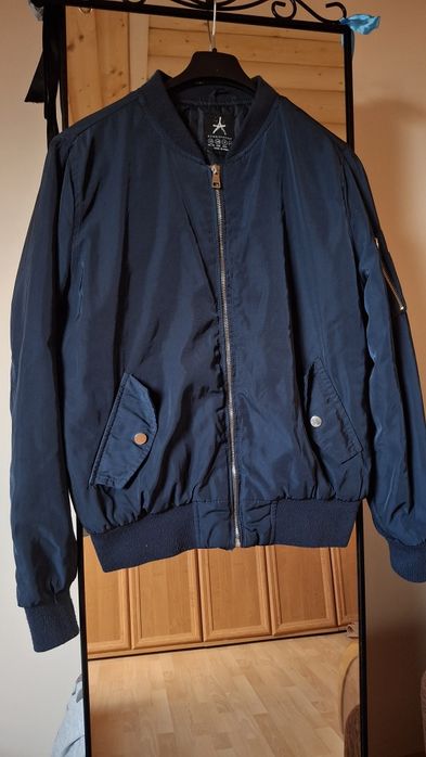 Granatowa kurtka wiosenna bomberka rozmiar M