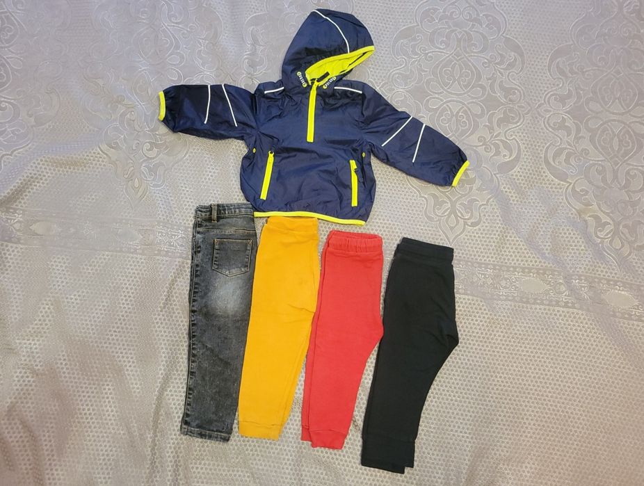 Якісний одяг на хлопчика, осінь-весна, розмір 86