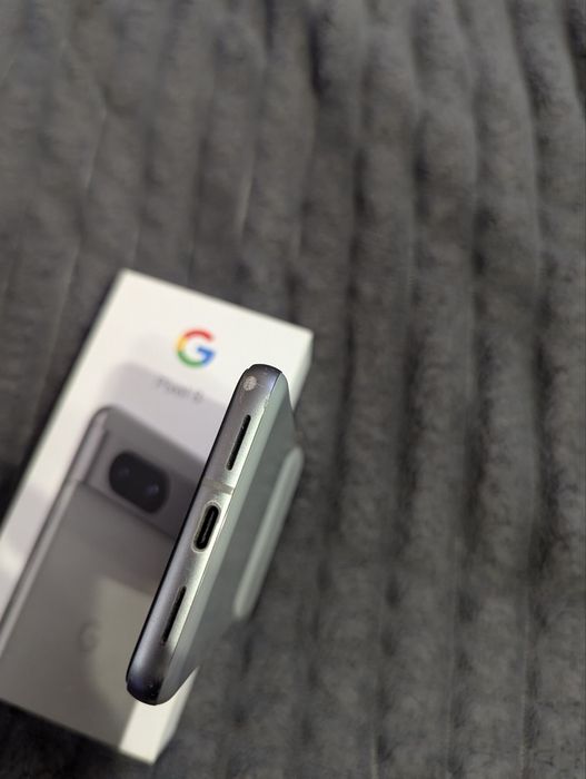 Google Pixel 8. опис!