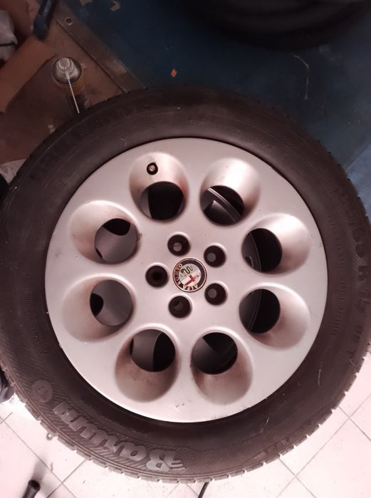 Vendo jantes Alfa Romeo e pneus