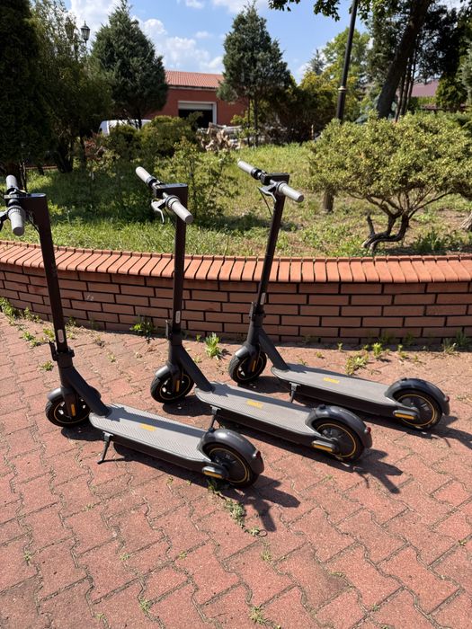 ninebot max g30 ( hulajnoga elektryczna )