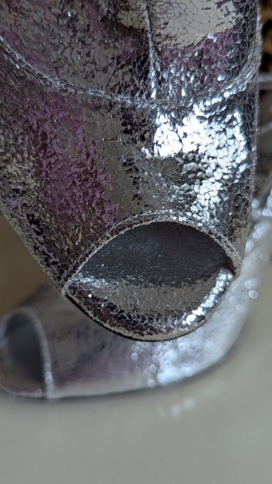 Oasis босоніжки 39 розмір шкіра нові