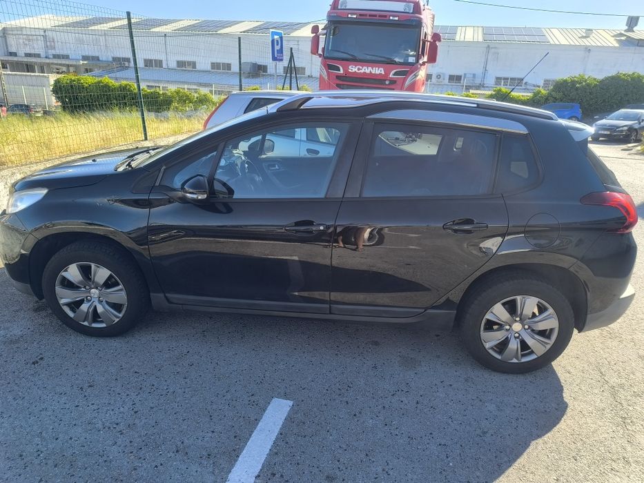 Peugeot 2008 — fotografia 2