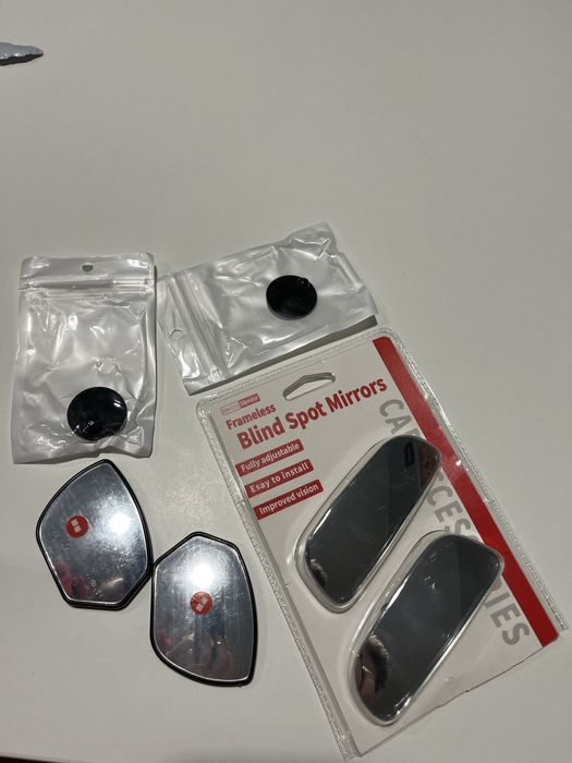 Дзеркальця сліпих зон