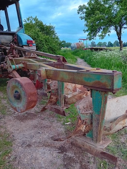 Pługi ATLAS 4 skibowe