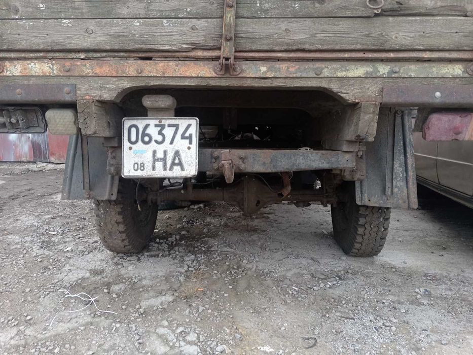 Продам УАЗ бортовой