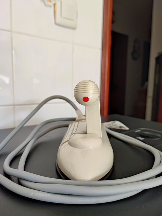 Ferro de engomar de Viagem 
Marca Ufesa