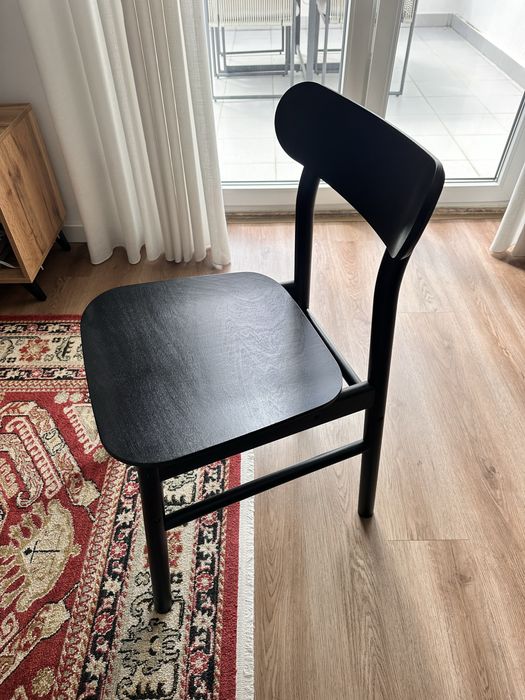 Mesa de madeira maciça
