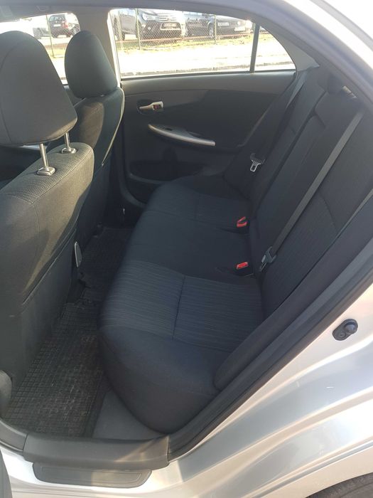Toyota Corolla 1.6 124KM + HAK