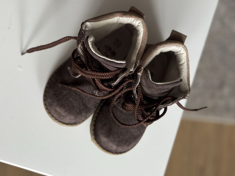 Ботінки на дитину