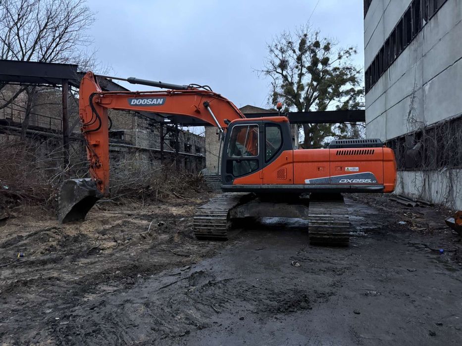 Гусеничний екскаватор Doosan DX255 ls