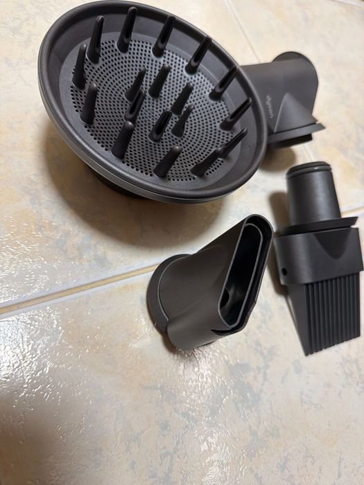 Фен Dyson Supersonic