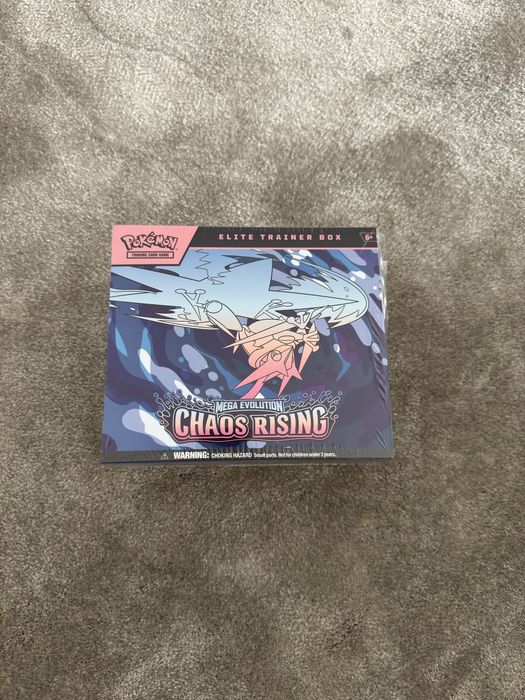 Pokemon Chaos Rising ETB