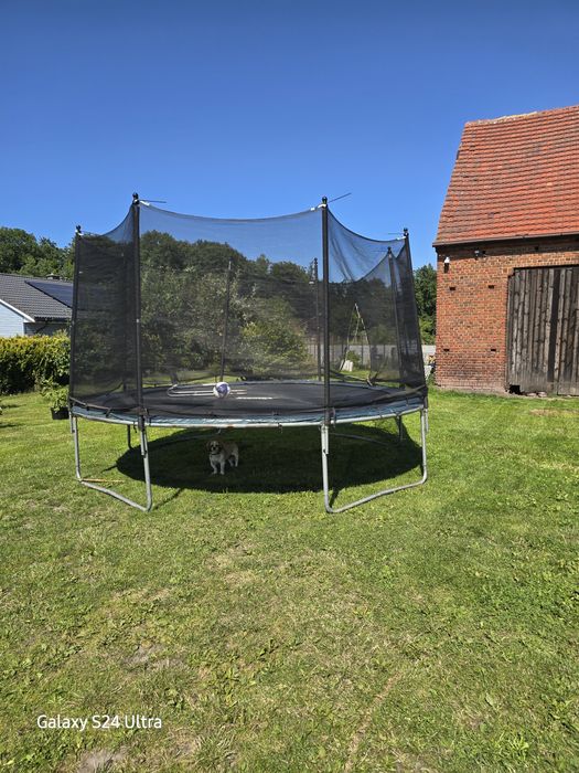 Sprzedam trampolinę 400 cm