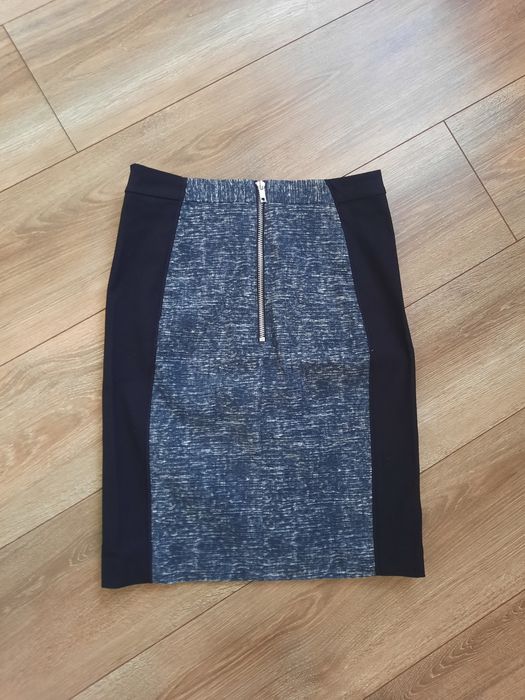 Spódnica elegancka do kolan przed kolano 34 xs