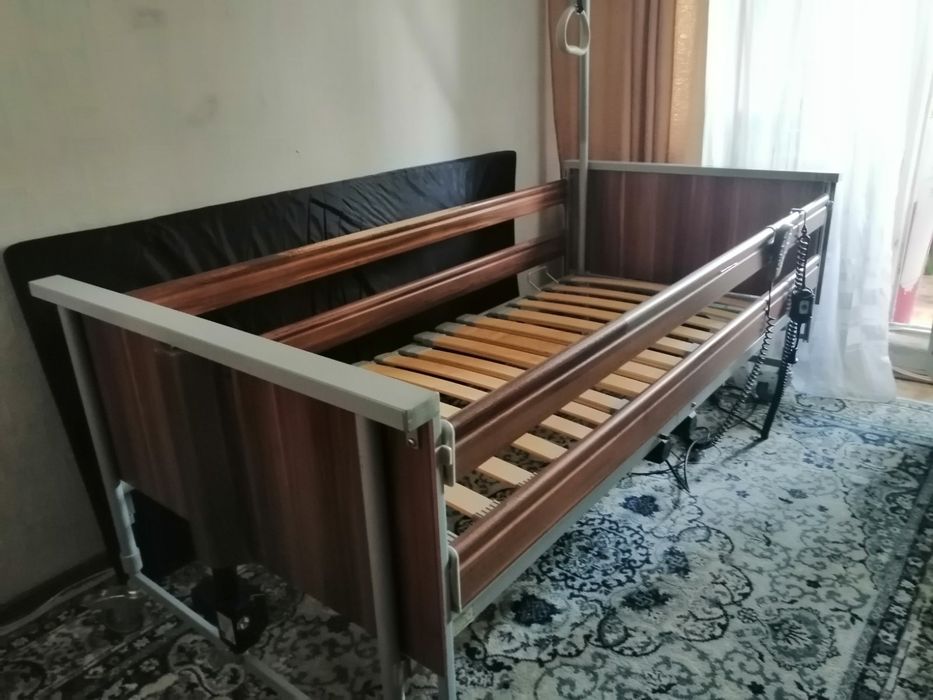 Ліжко медичне з електроприводом Eloflex 185 (Німеччина)