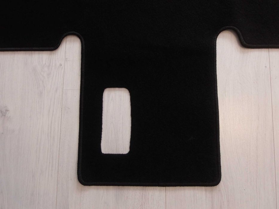 Dywaniki Welurowe OPEL VIVARO RENAULT TRAFIC Nissan Primastar Rok 01-1