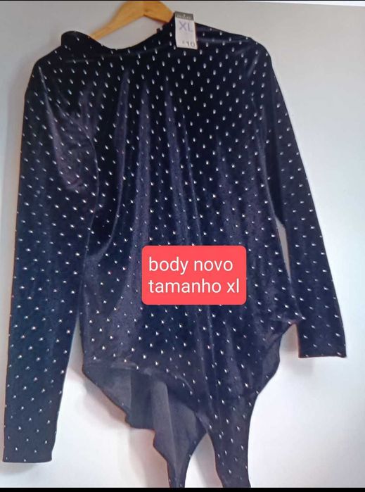 Roupa de senhora cada peça 6 euros
