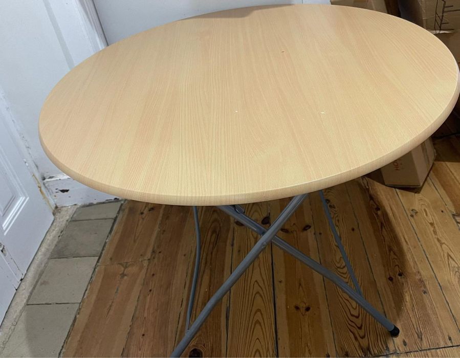 Mesa redonda de marfin