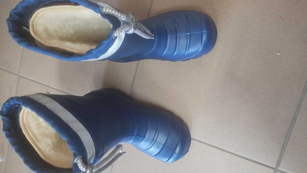 Nowe 28/29 Kalosze gumiaki piankowe ocie granatowe ściągacz granatowe