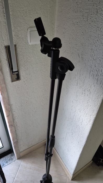 Microfone Audio-technica AT2020 + cabo + Tripé