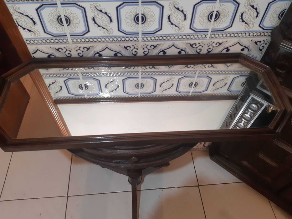 Mesa hall c/gaveta e espelho parede, anos 1980, bom estado