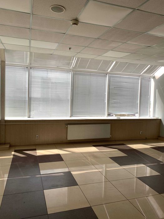 Оренда офісного приміщення 250 м² район Замостя