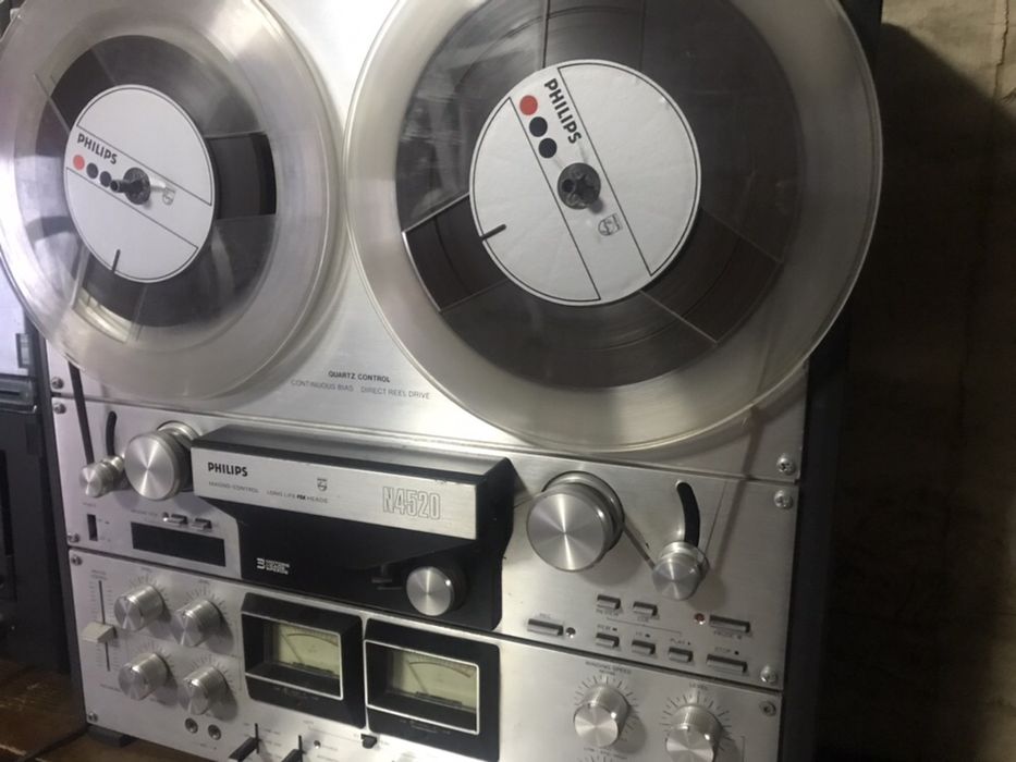Philips n4520 дека и National двухкассетная и 3000 грн магнитола