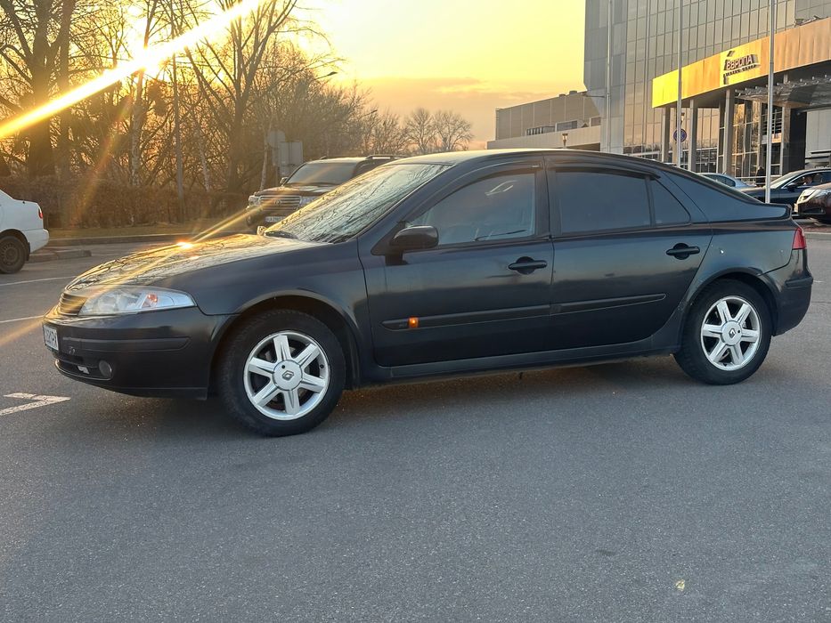 Продам Рено лагуна 2005 года дизель