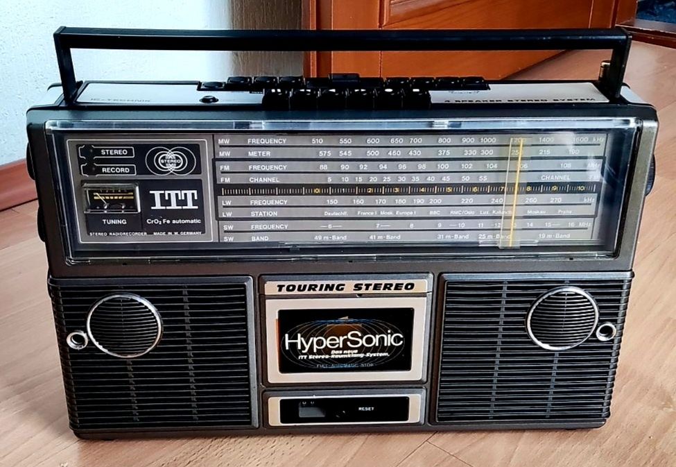 ITT Hyper Sonic магнитола Германия.