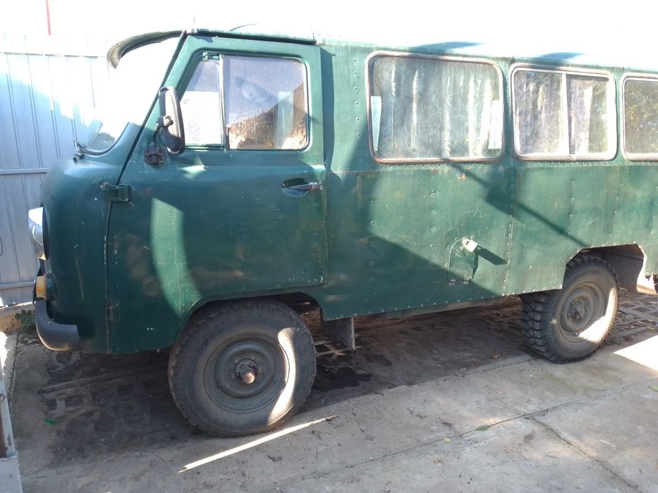 Продам Уаз 452 микроавтобус