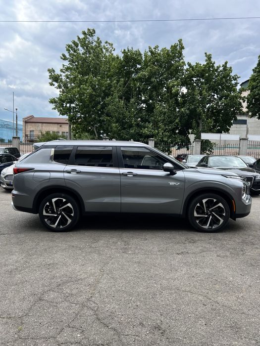 Продам Mitsubishi Новый!