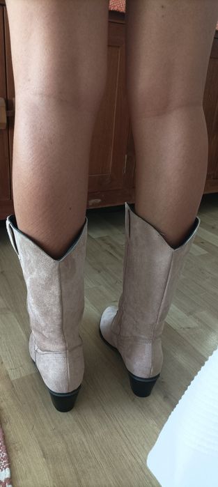 Botas cano alto beje