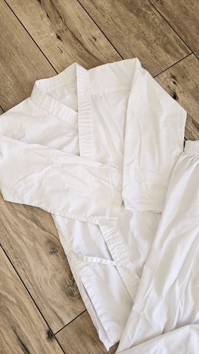 Gi, karateka r. 140 zestaw 2+1