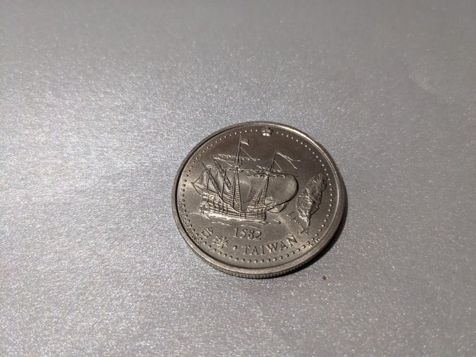 Moeda 200 escudos comemorativa nova