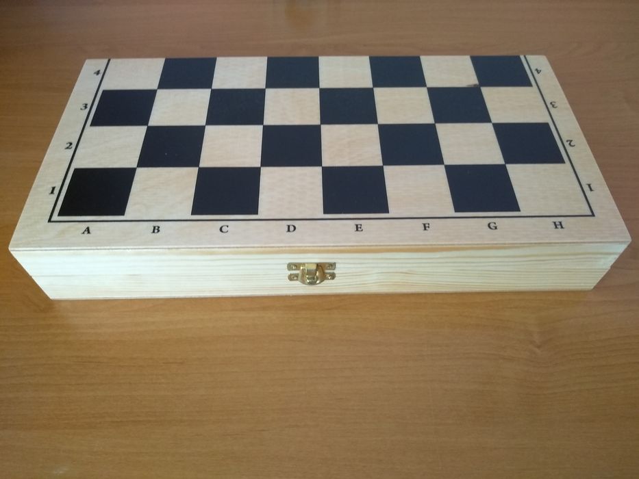 Шахмати+шашки+доміно біле+деревяна дошка(36.5*36.5 см)