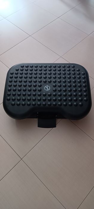 Apoio para pés agonomico