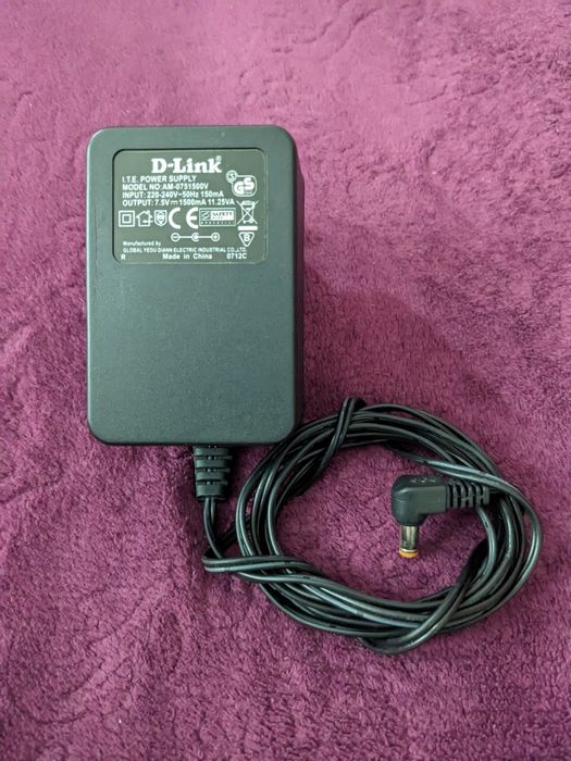 Блок живлення D-link 7.5v 1.5A трансформаторний