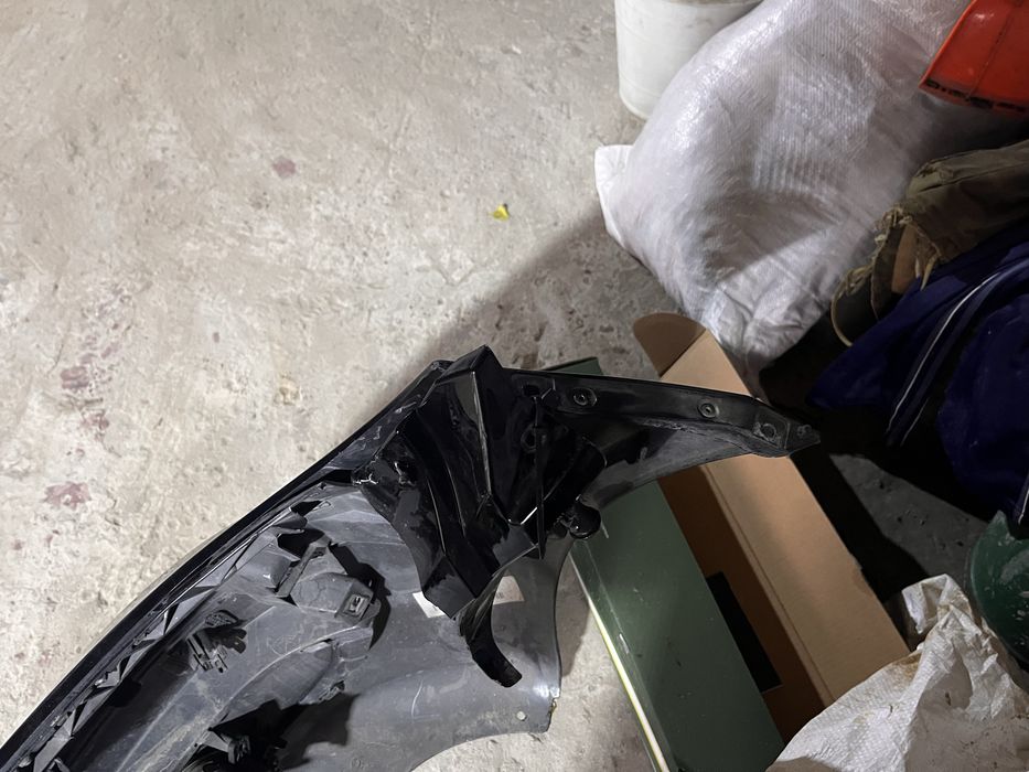 Бампер Mercedes B170 W245 під рихтовку