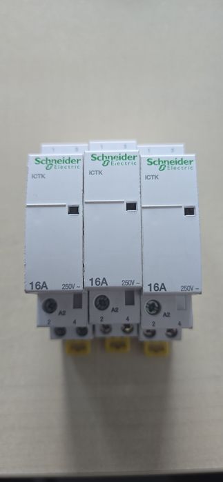 Stycznik modułowy 16A Schneider
