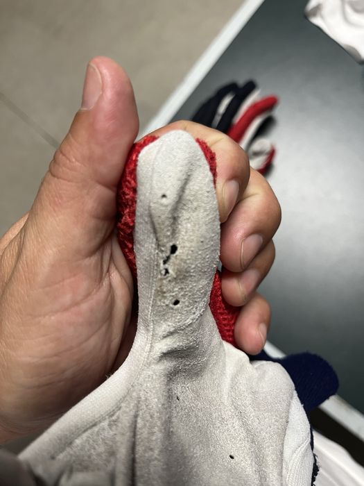 Material Hóquei Patins - Luvas e Caneleiras