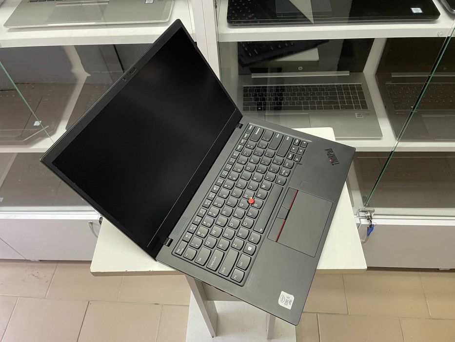 Ультрабук Lenovo Thinkpad X1 Carbon gen 8 QUAD 1 кг IPS SSD Куліша 22