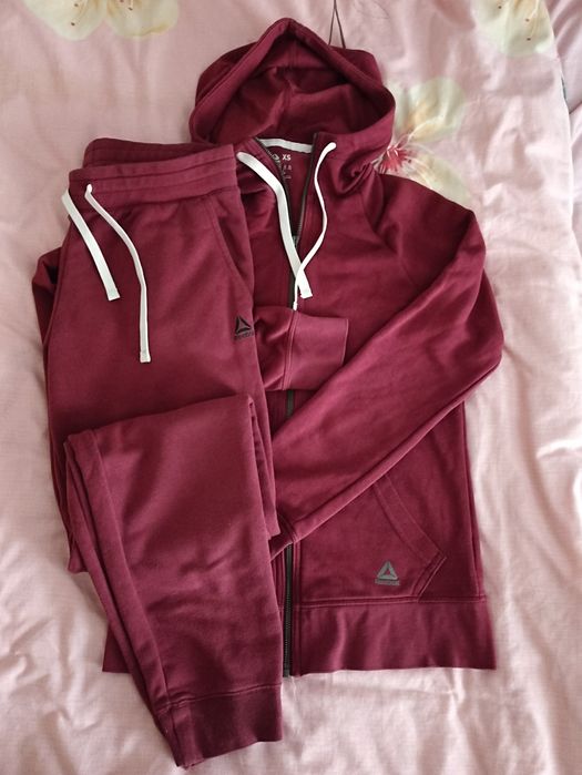 Костюм Reebok. XS.