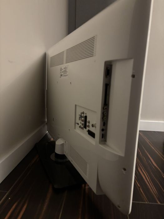 Telewizor Led Sharp LC-37LE320E